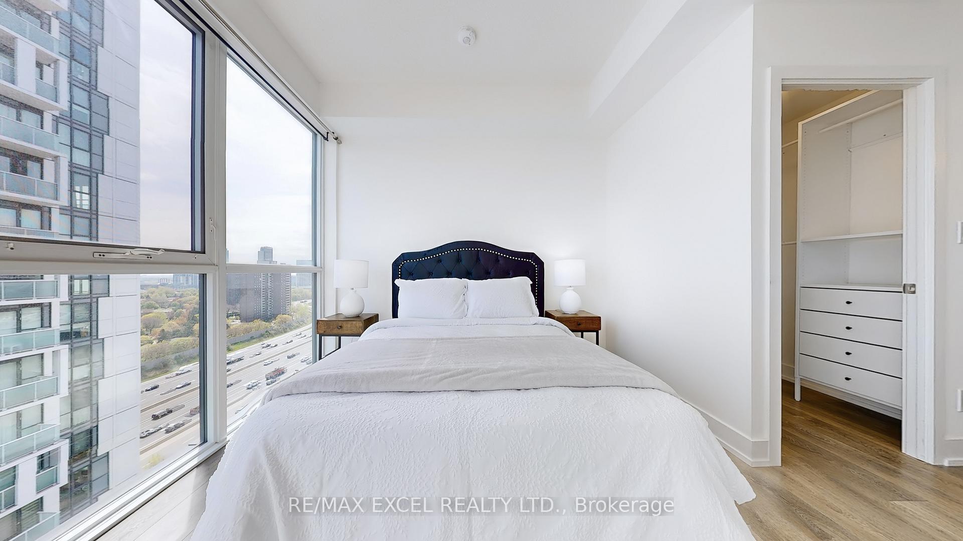 2 Bedrooms Condo at 180 Fairview Mall, Toronto For sale