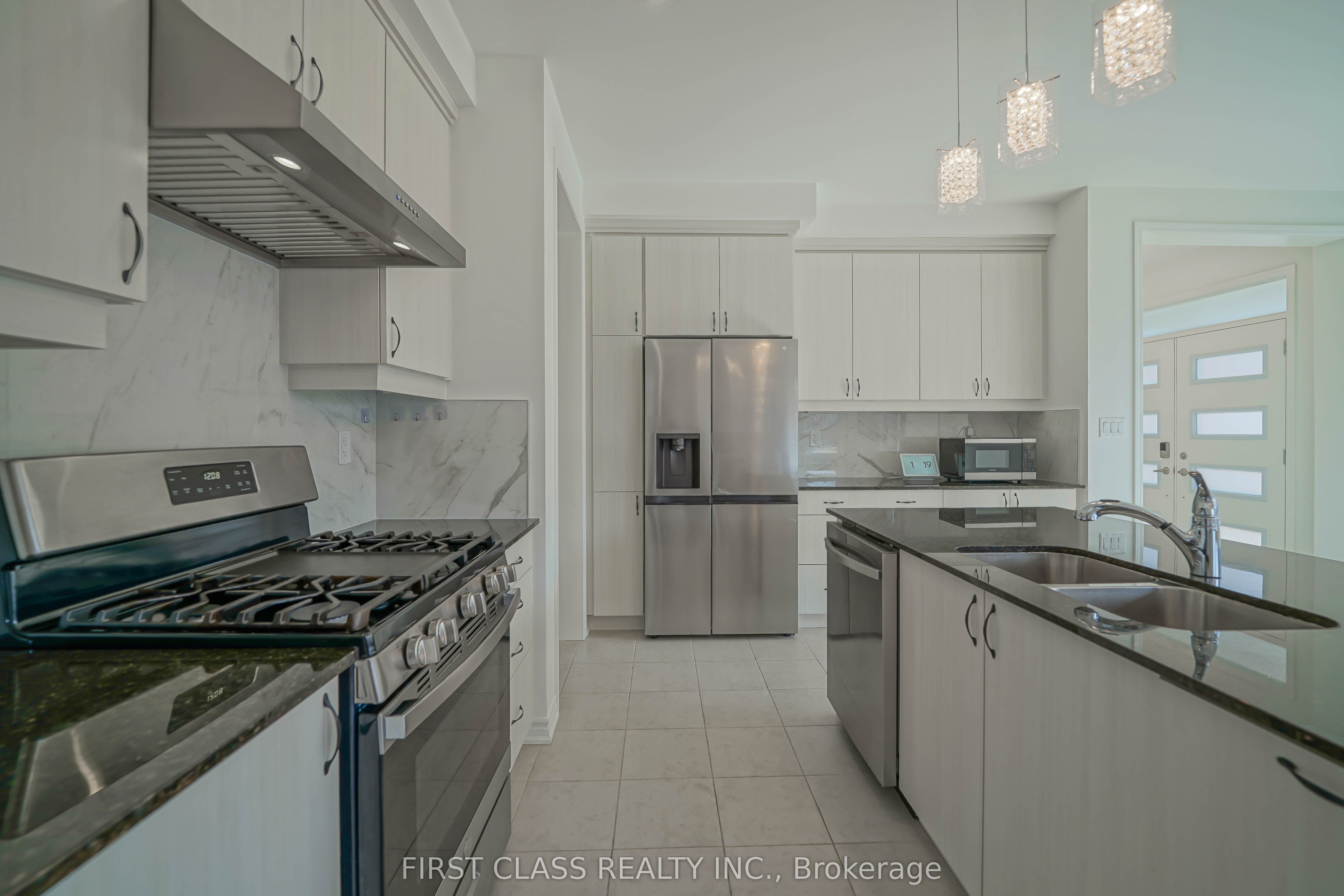 1475 mockingbird Square