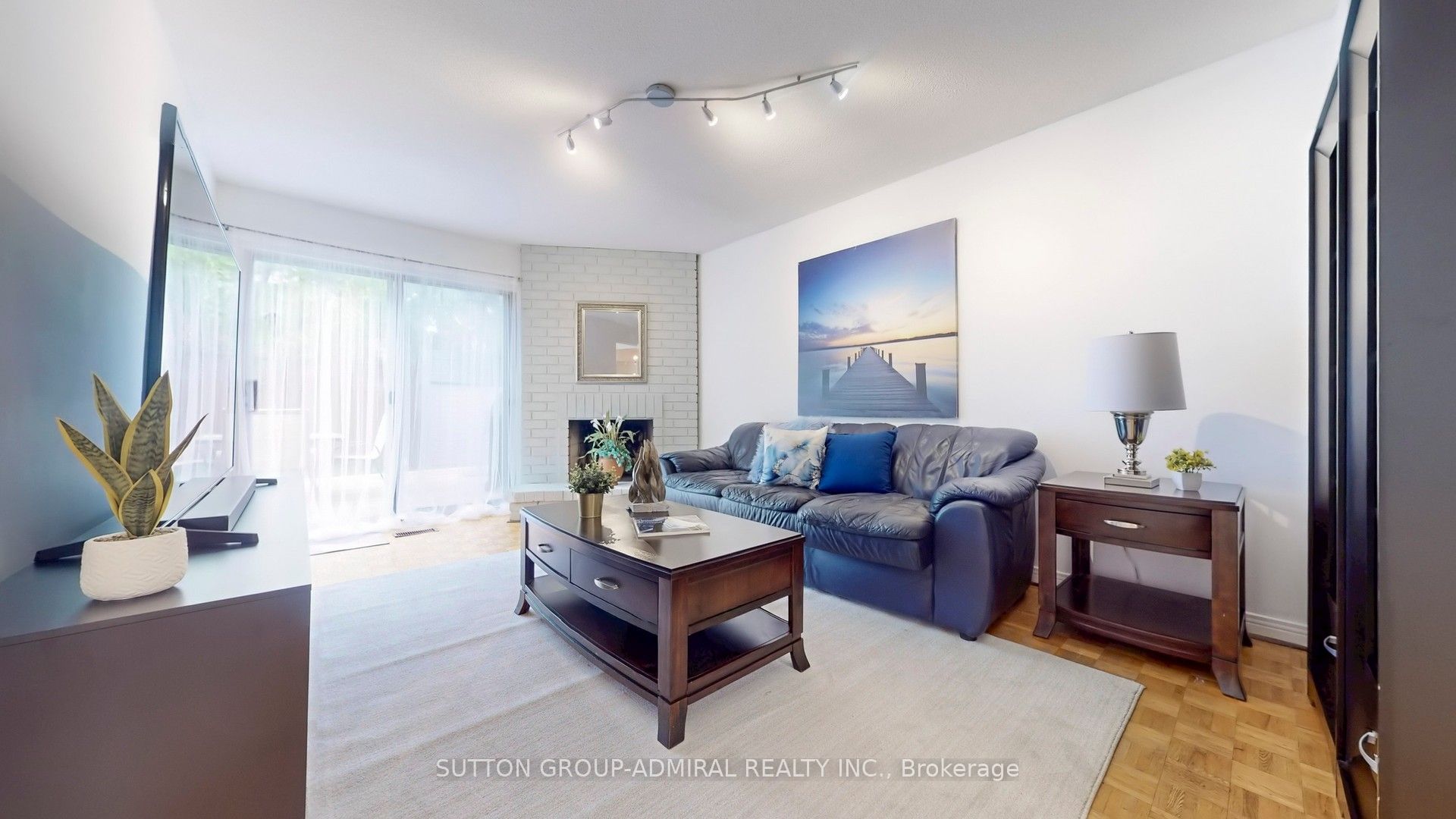 27 Thornbury Circle