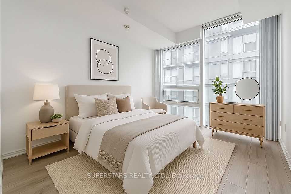 36 Lisgar