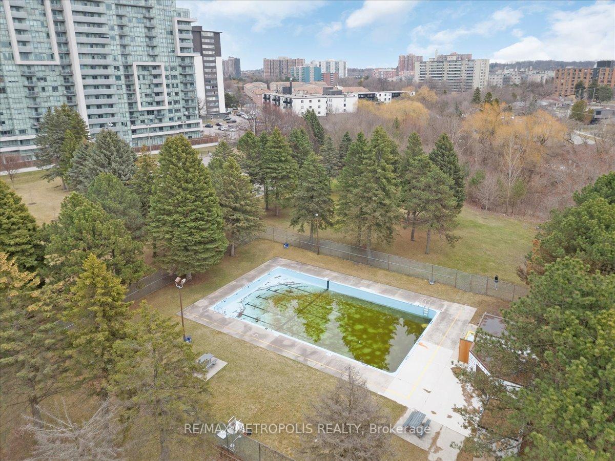 2 Bedrooms Condo at 1346 Danforth, Toronto For sale