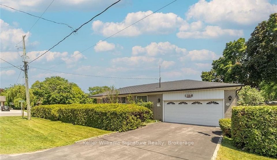 1284 Warwick