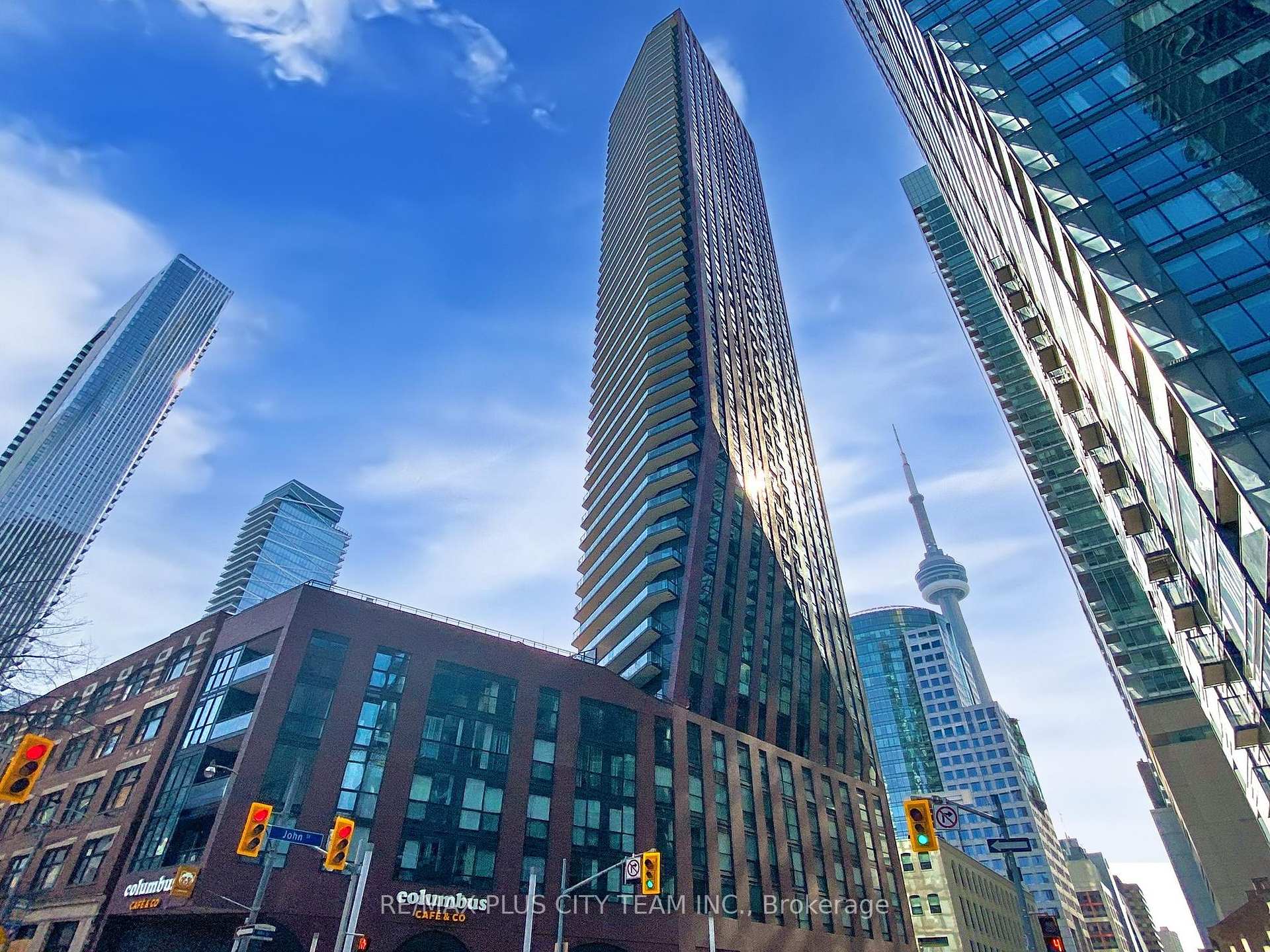 2 Bedrooms Condo at 99 John, Toronto For sale
