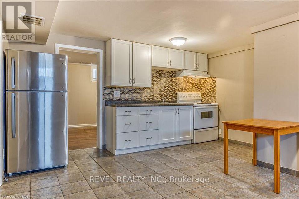 397 Grantham Avenue, St. Catharines, ON L2M 5B3