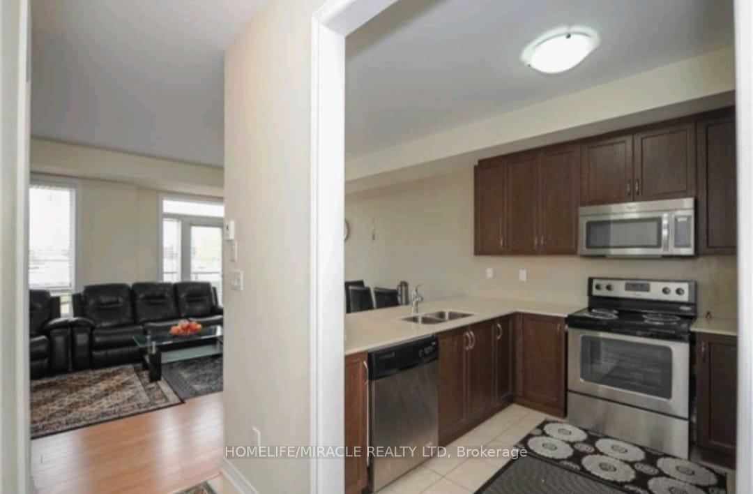 2 Bedrooms Condo at 9601 Jane, Vaughan For sale