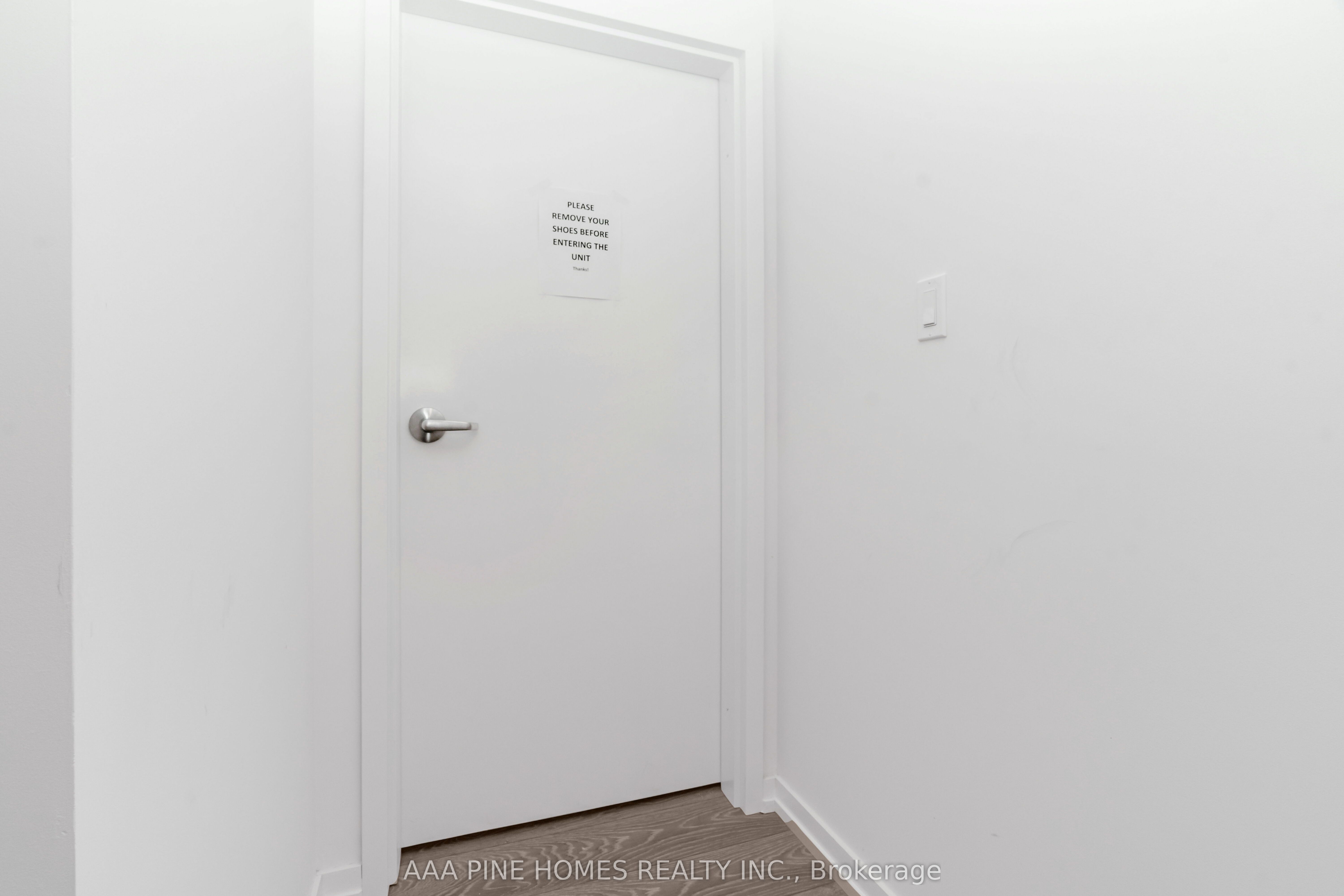 20 Lytham Green Circle, ##4