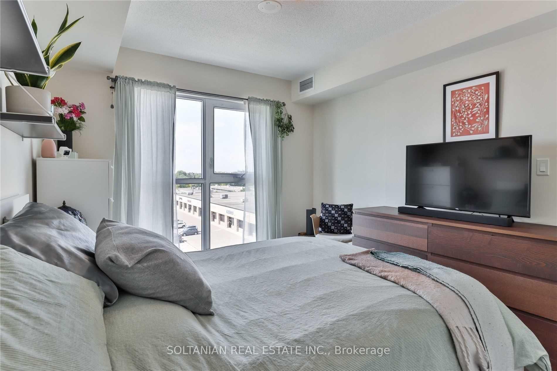 2 Bedrooms Condo at 2150 Lawrence, Toronto For sale