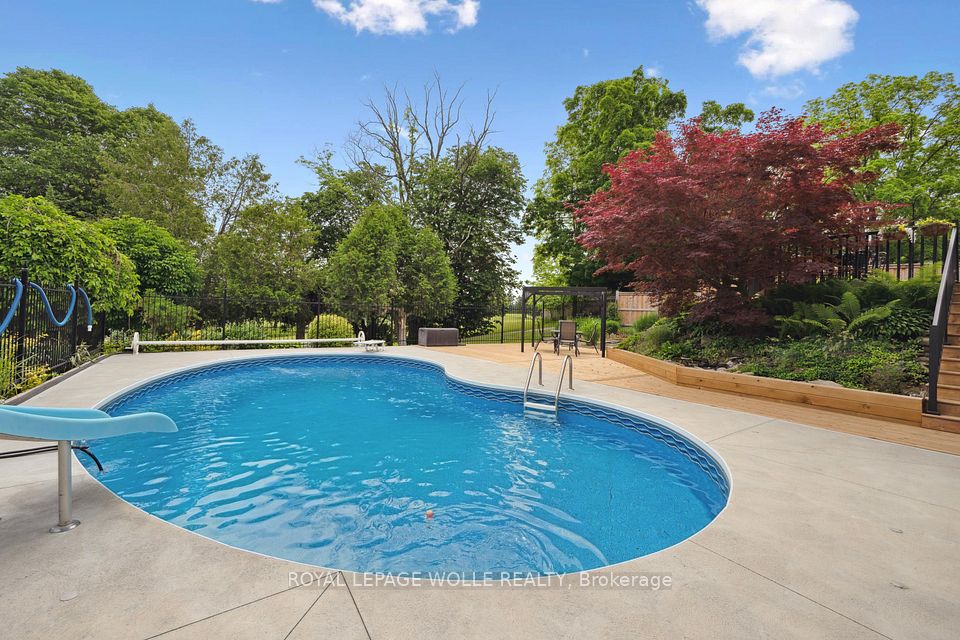 3850 Beaverdale