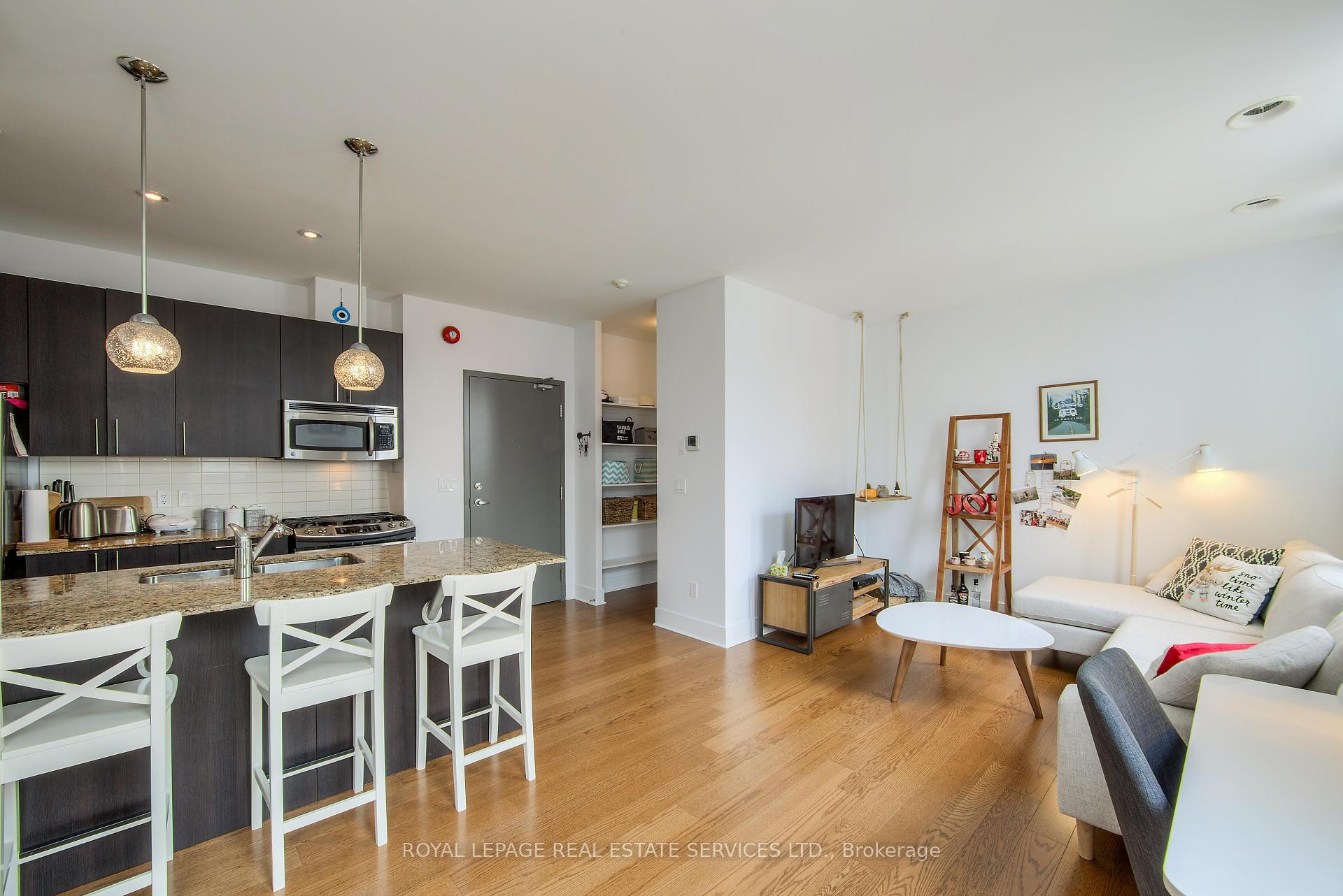 2 Bedrooms Condo at 323 Kingston, Toronto For sale