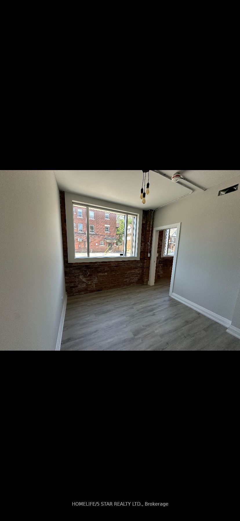 837 King Street E, #105