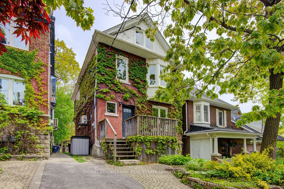 73 Spruce Hill