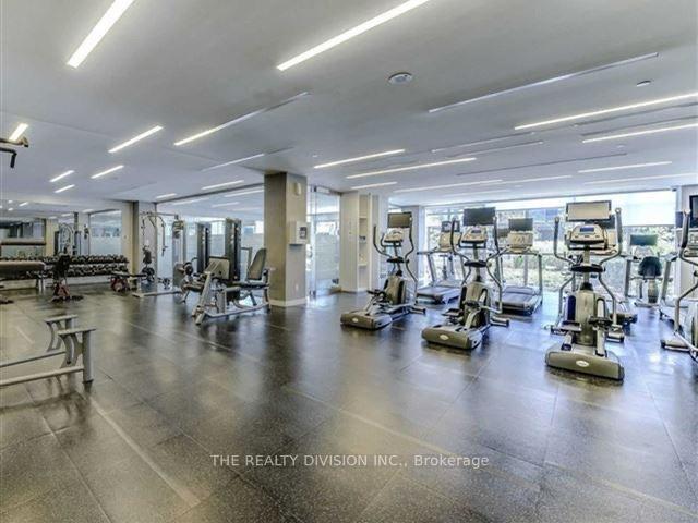 2 Bedrooms Condo at 55 Regent Park, Toronto For sale