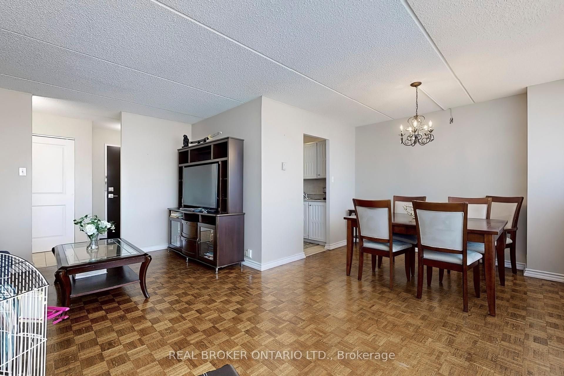 1 Bedroom Condo at 2 GLAMORGAN, Toronto For sale