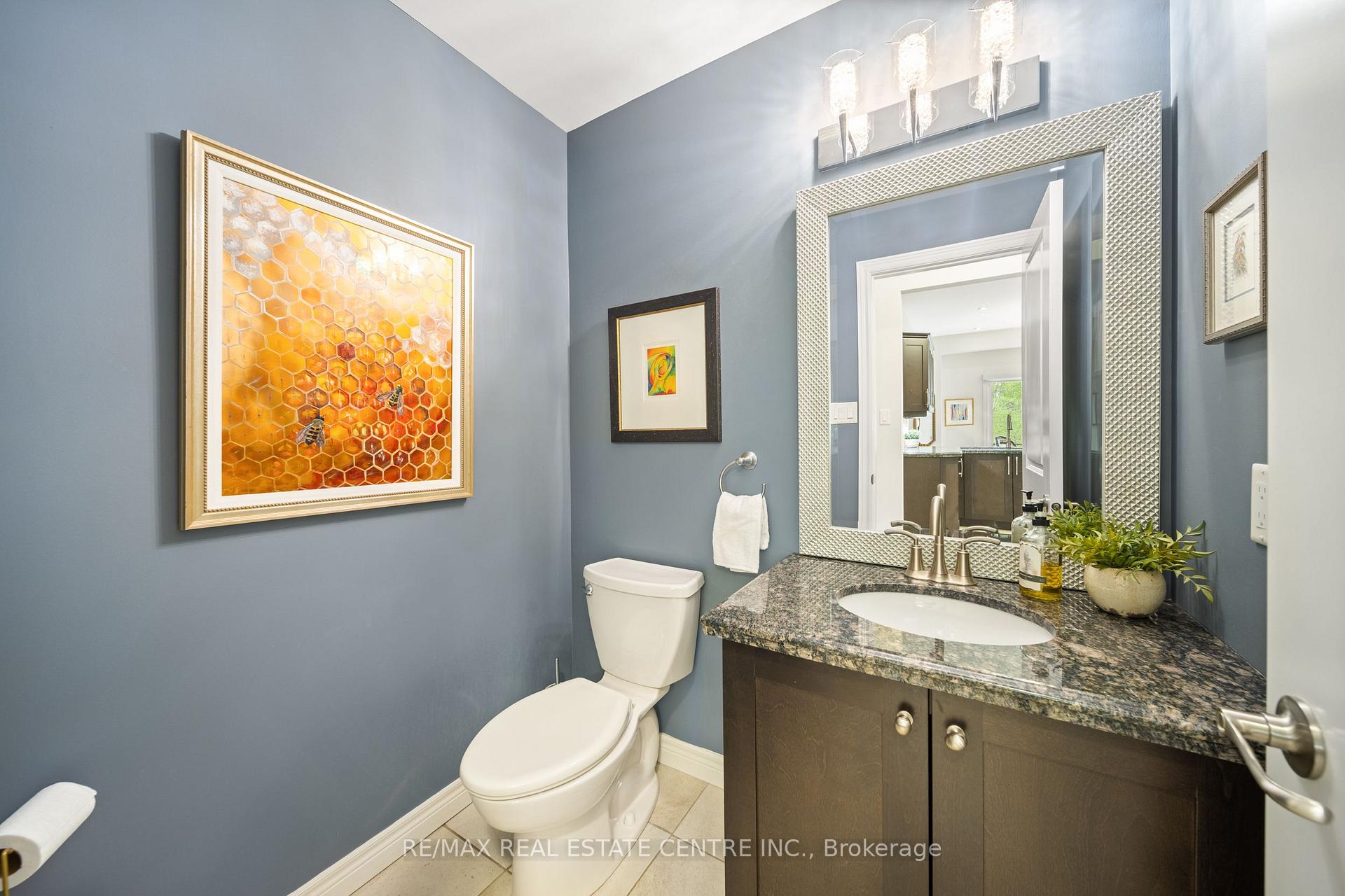 3 Bedrooms Condo at 441 Stonehenge, Hamilton For sale