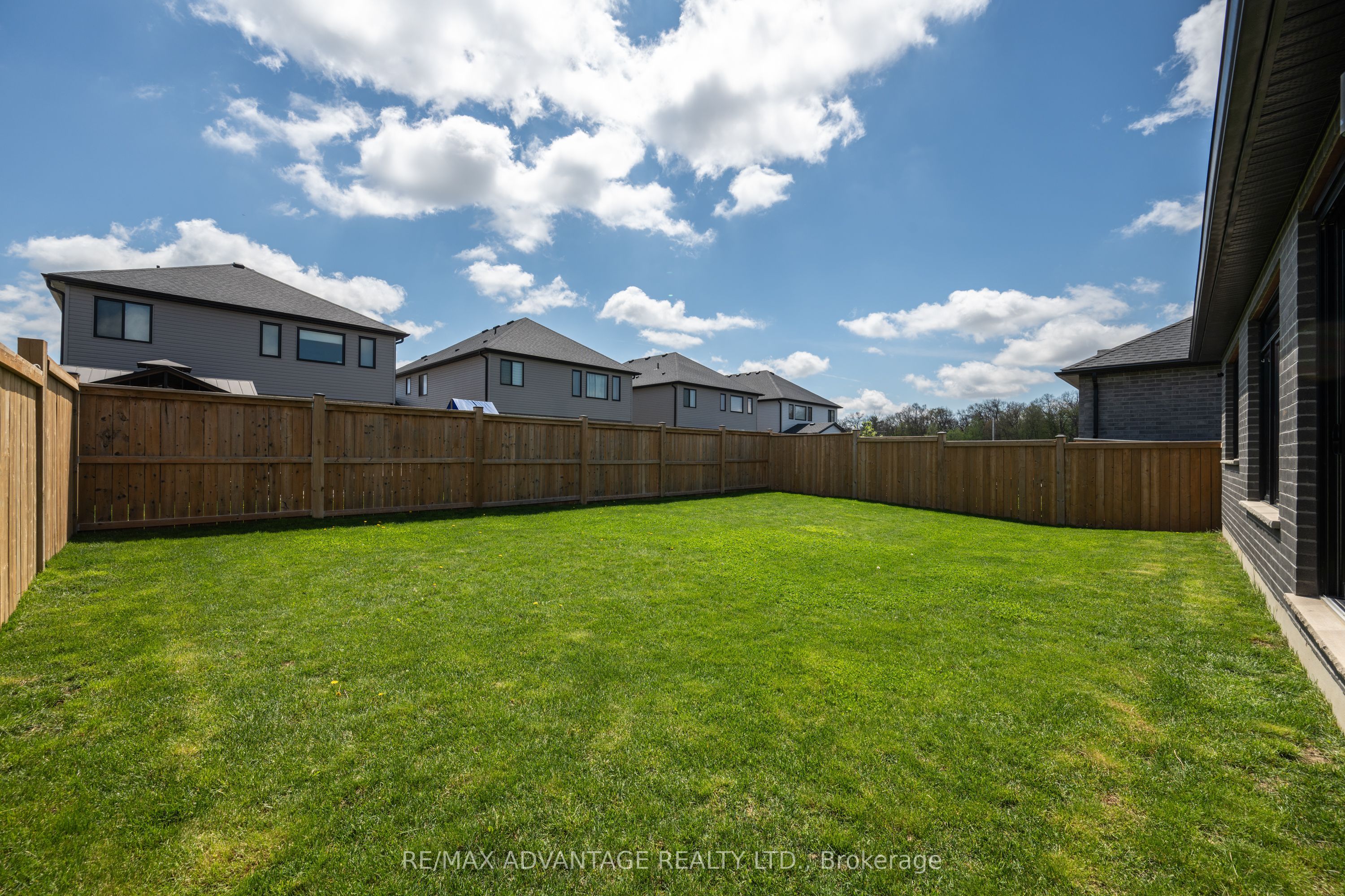 383 Daventry Way, #5