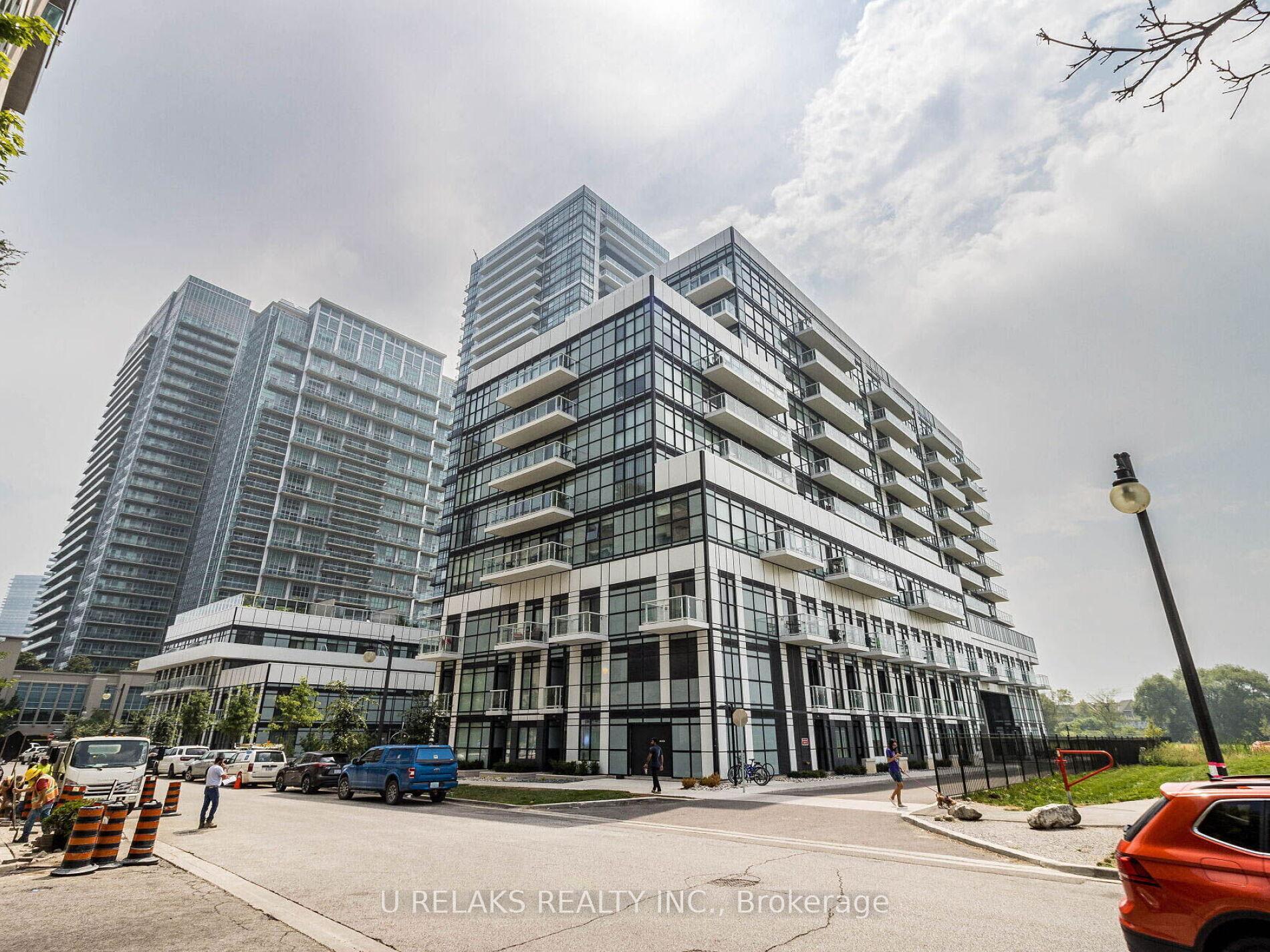 #715 – 251 Manitoba Street, Toronto, ON M8Y 0C7