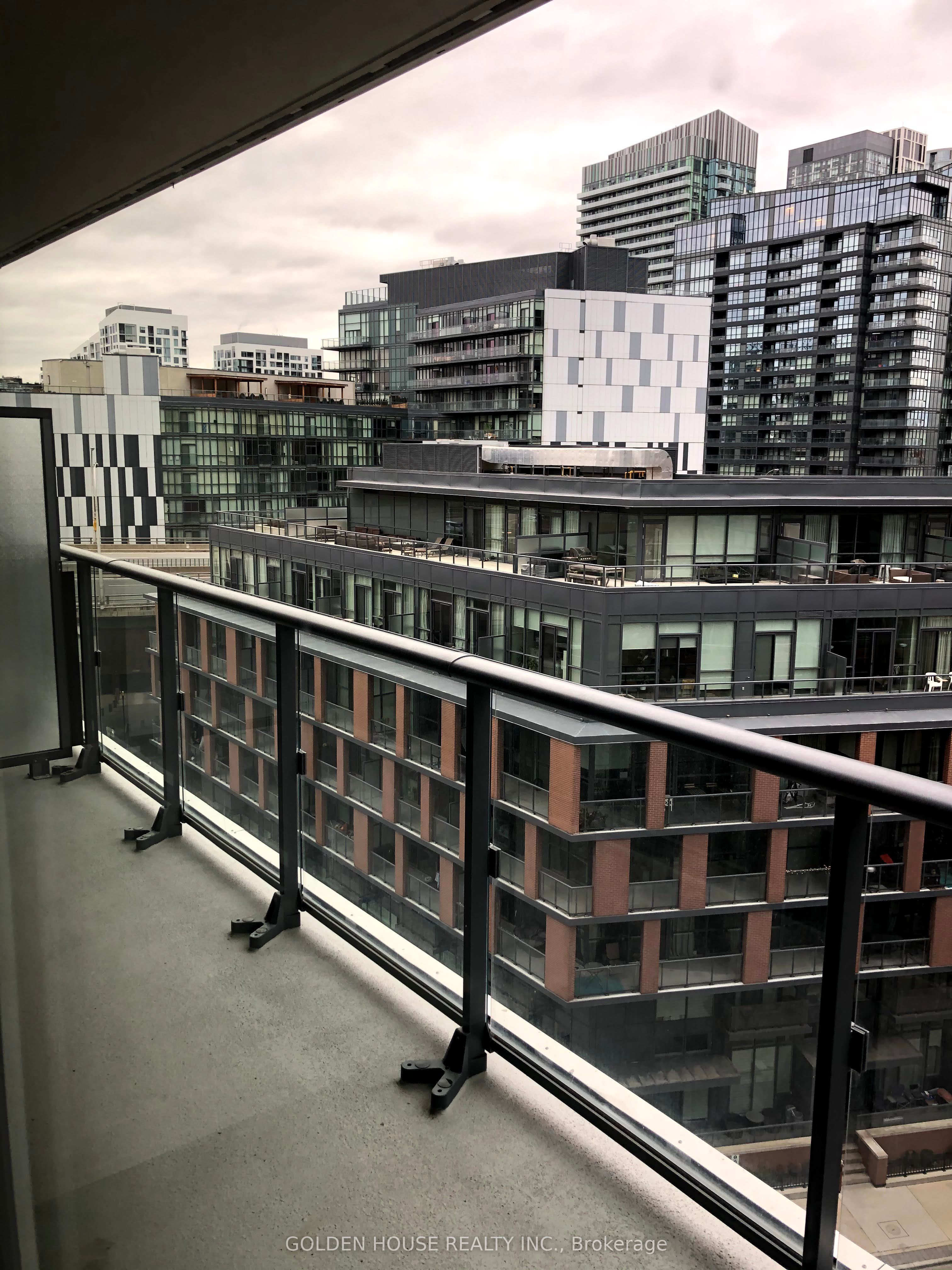38 iannuzzi Street, #1007