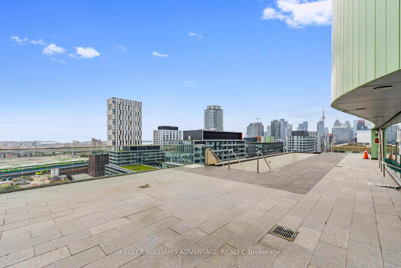 2 Bedrooms Condo at 120 Bayview, Toronto For sale