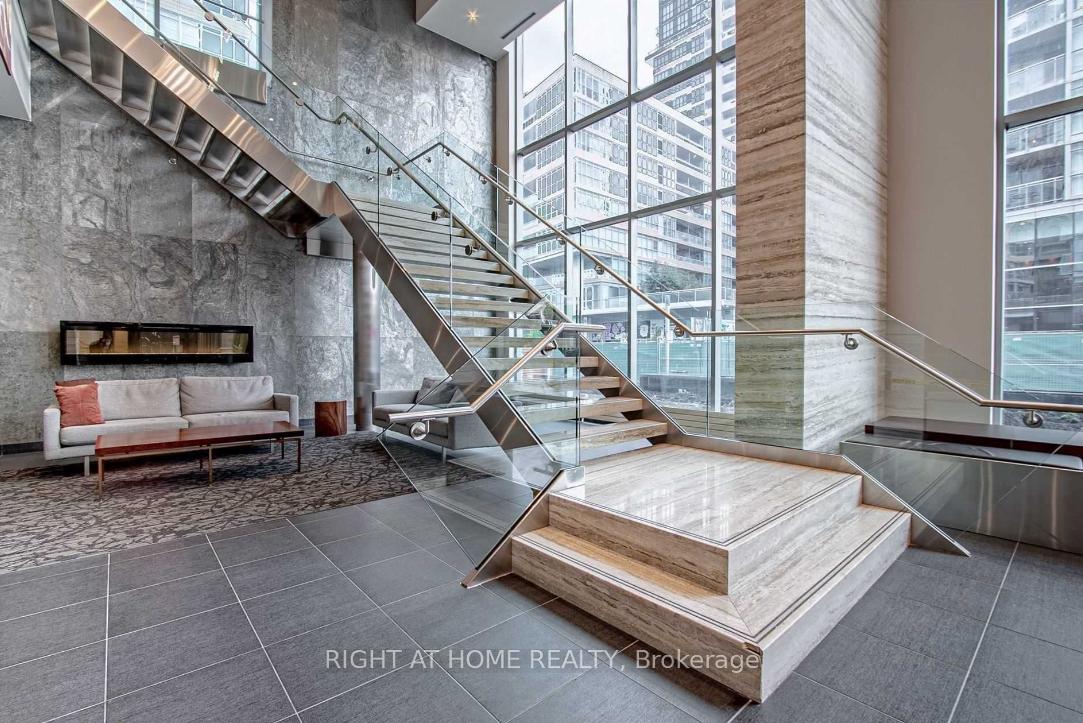 2 Bedrooms Condo at 15 Iceboat,  Toronto For sale