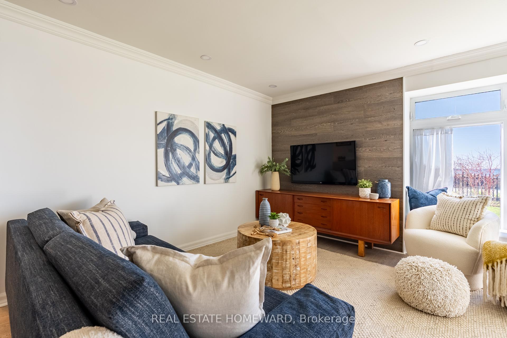 3 Bedrooms Co-op at 2 Nursewood, Toronto For sale