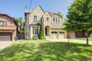 216 Parkview