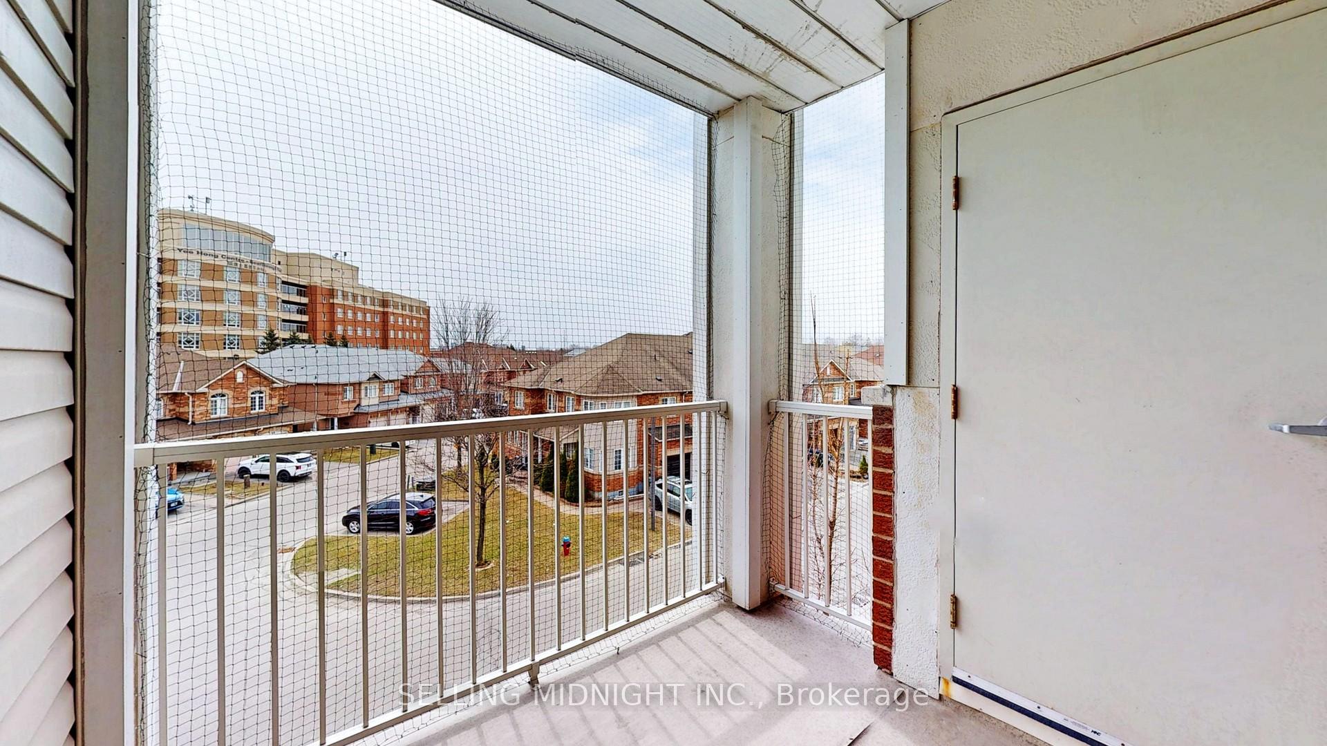 2 Bedrooms Condo at 5225 Finch, Toronto For sale