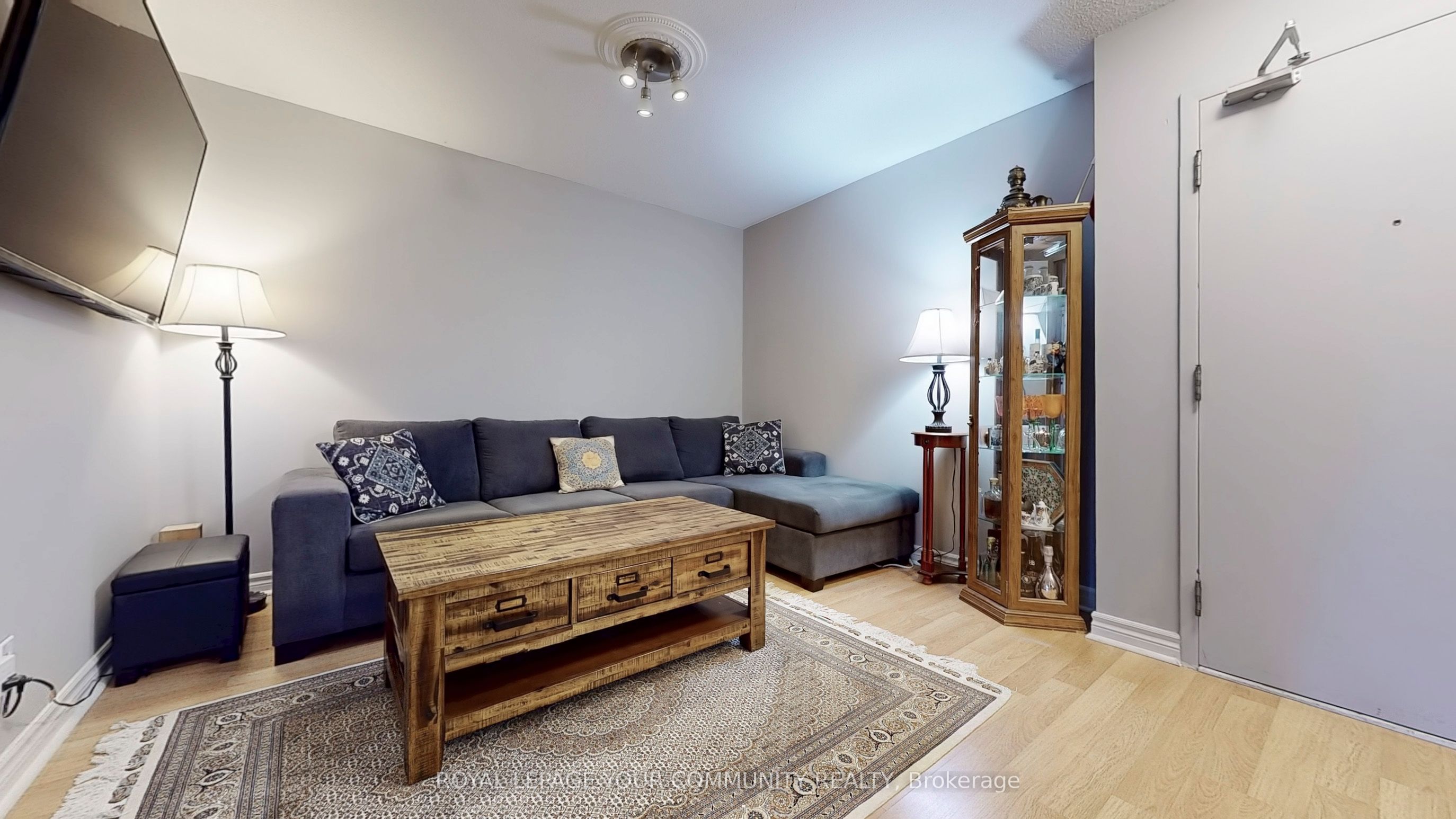 32 Clarissa Drive, #328