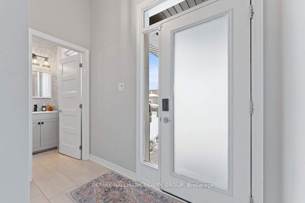 4525 Kelly Farm Drive, BlossomParkAirportandArea, ON K1X 0E7