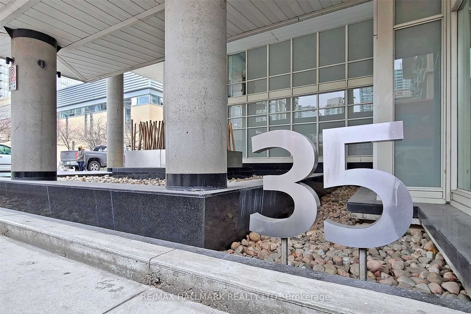 35 Mariner Terrace, #5302