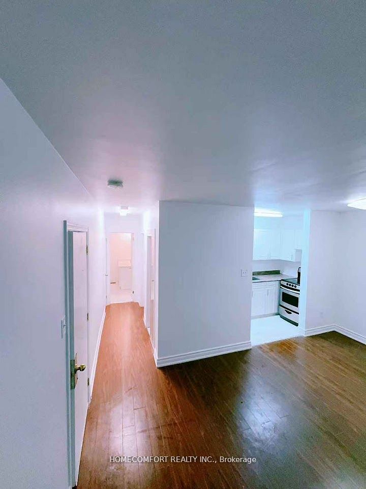 2284 Islington