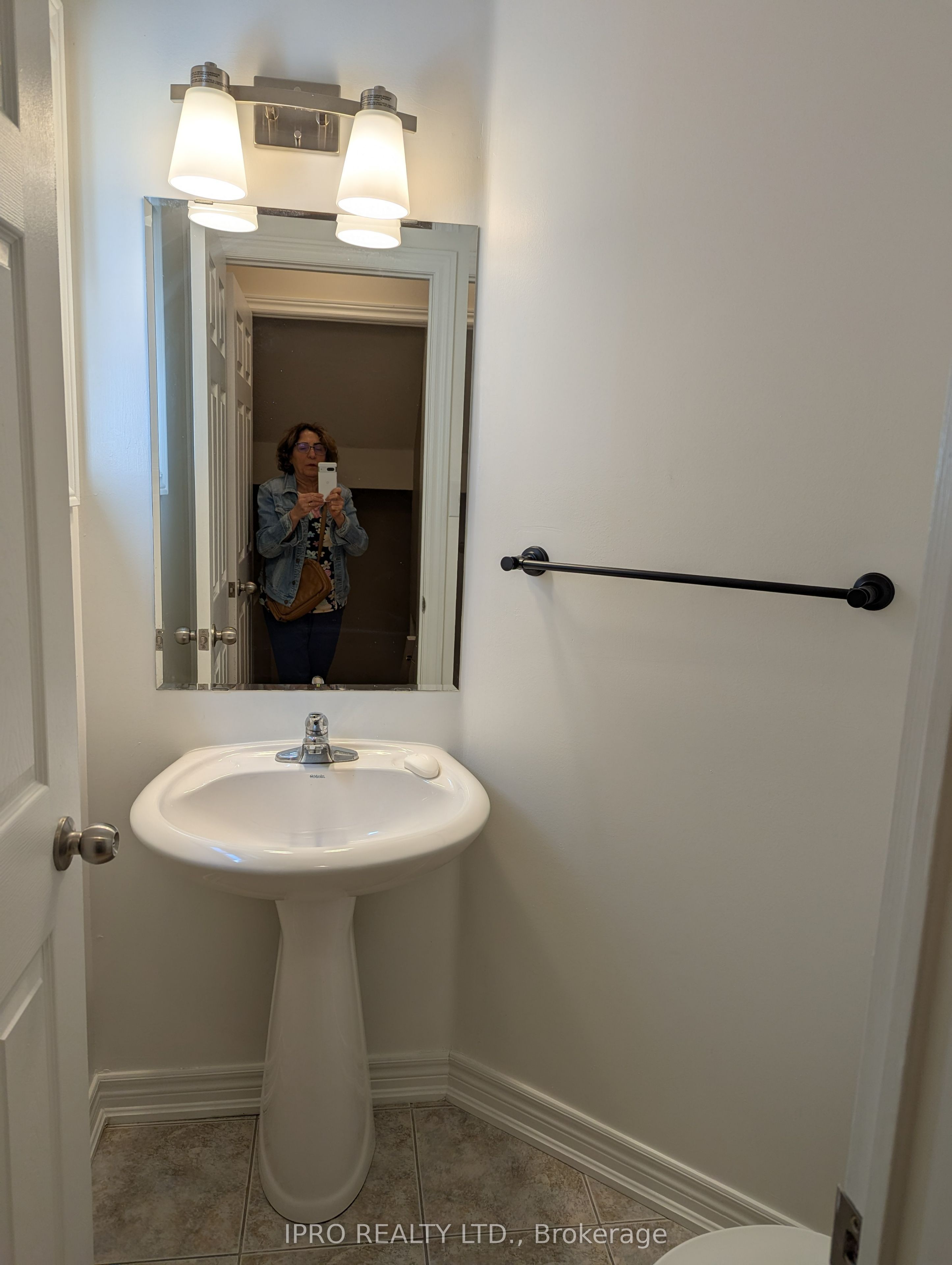 3102 Cabano Crescent