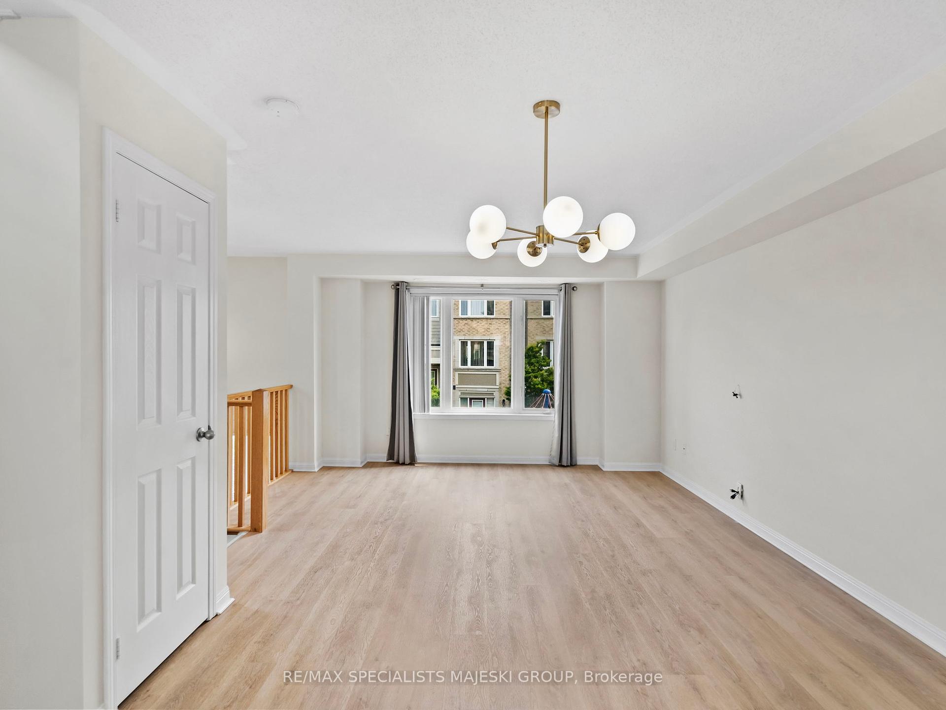 2 Bedrooms Condo at 2891 Rio, Mississauga For sale