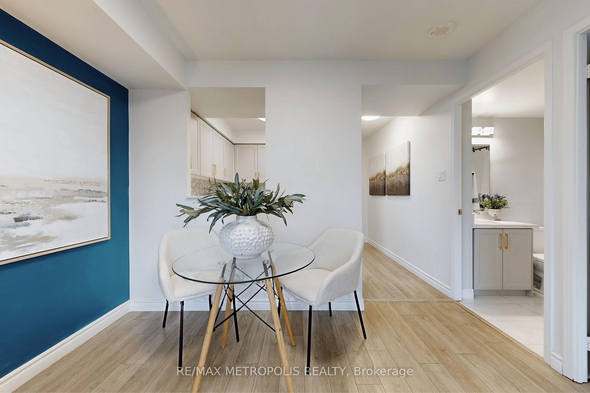 1 Bedroom Condo at 28 Pemberton,  Toronto For sale