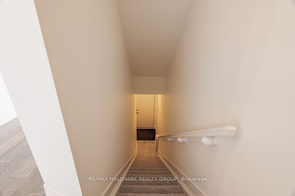 48 Holmwood Avenue, #12