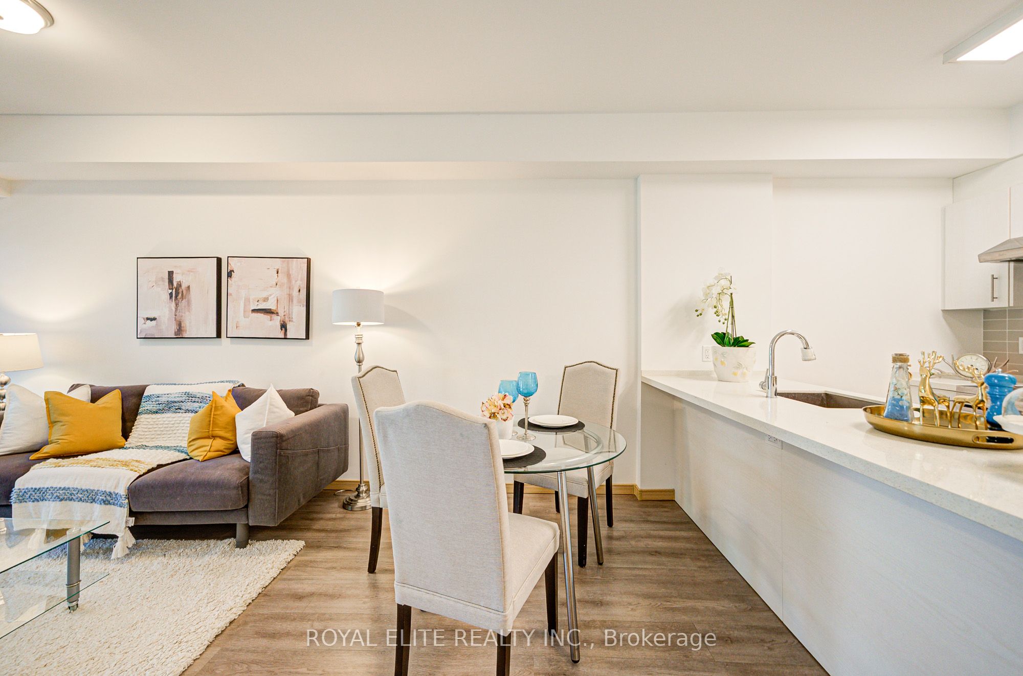 200 Chester Le Boulevard, #D205