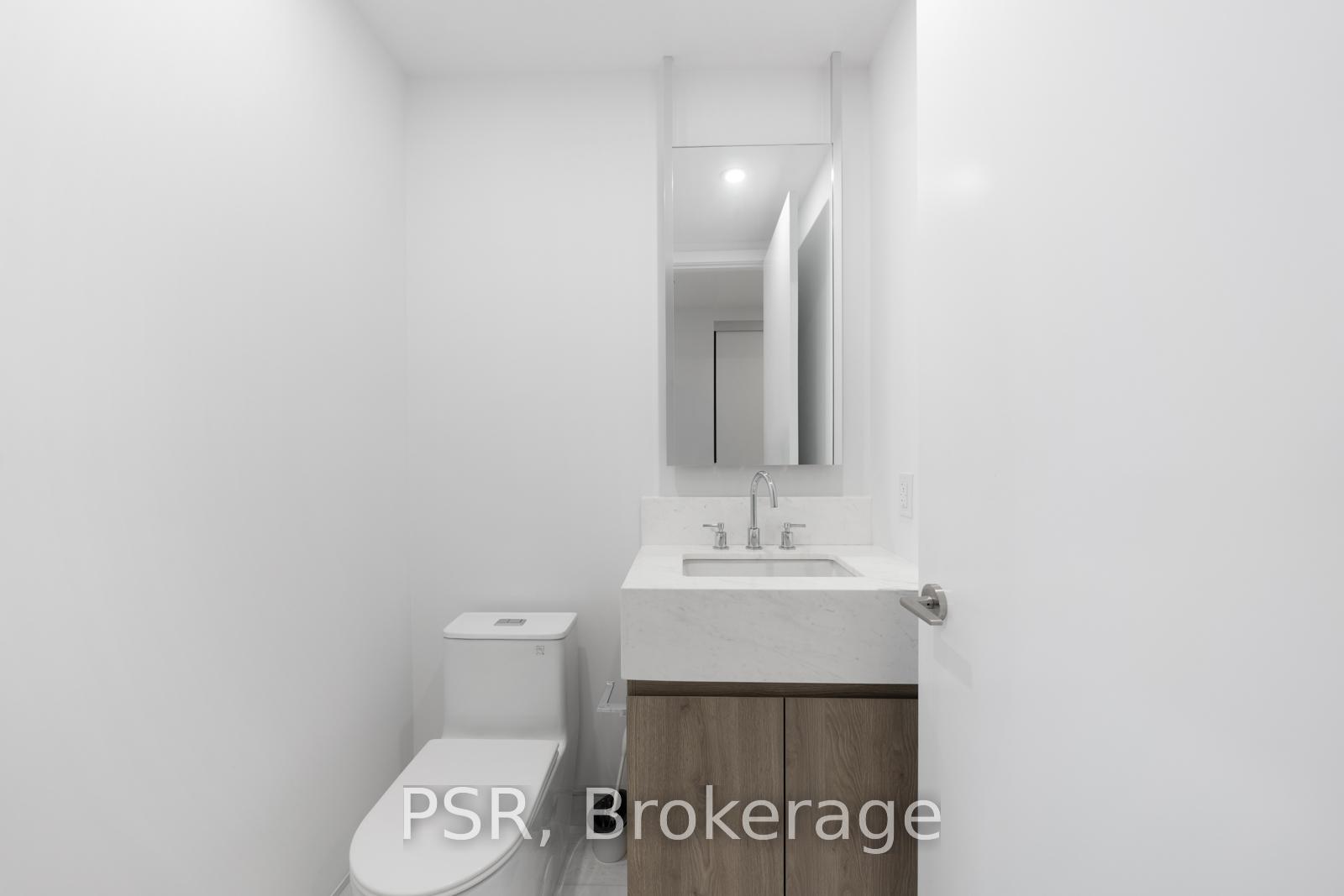 2 Bedrooms Condo at 346 Davenport,  Toronto For sale