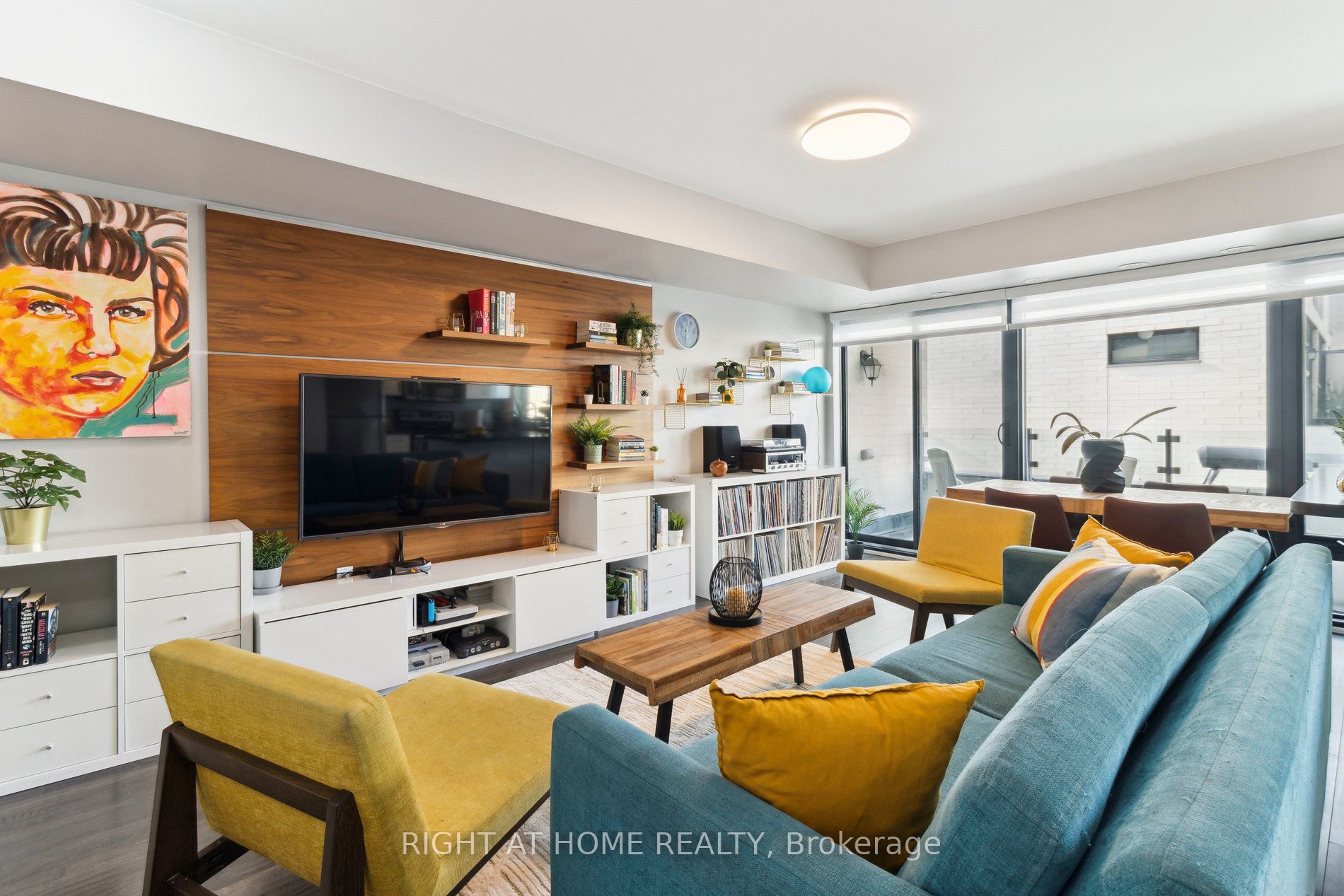 130 Widdicombe Hill Boulevard W, #415