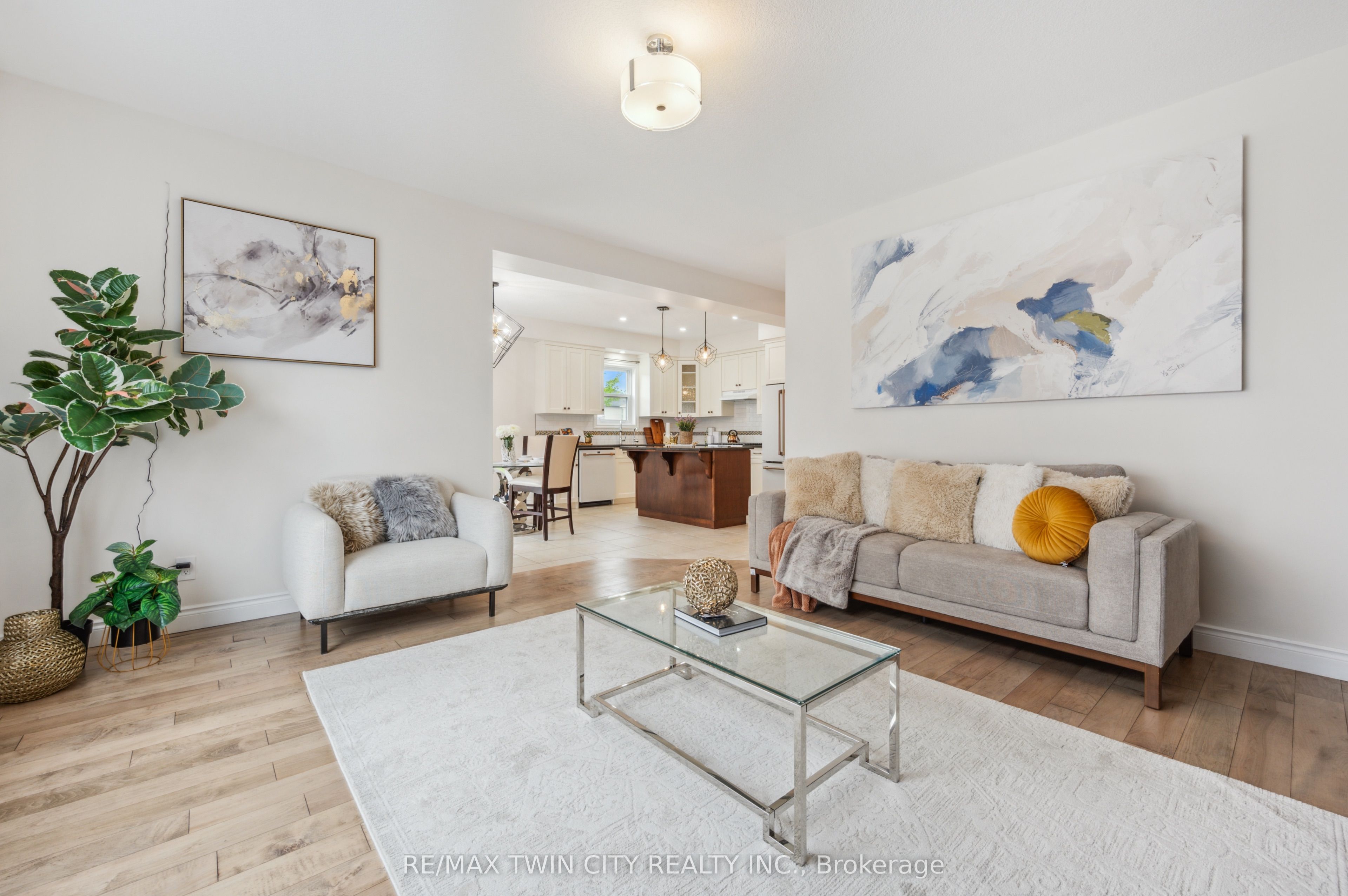 450 Applegate Court