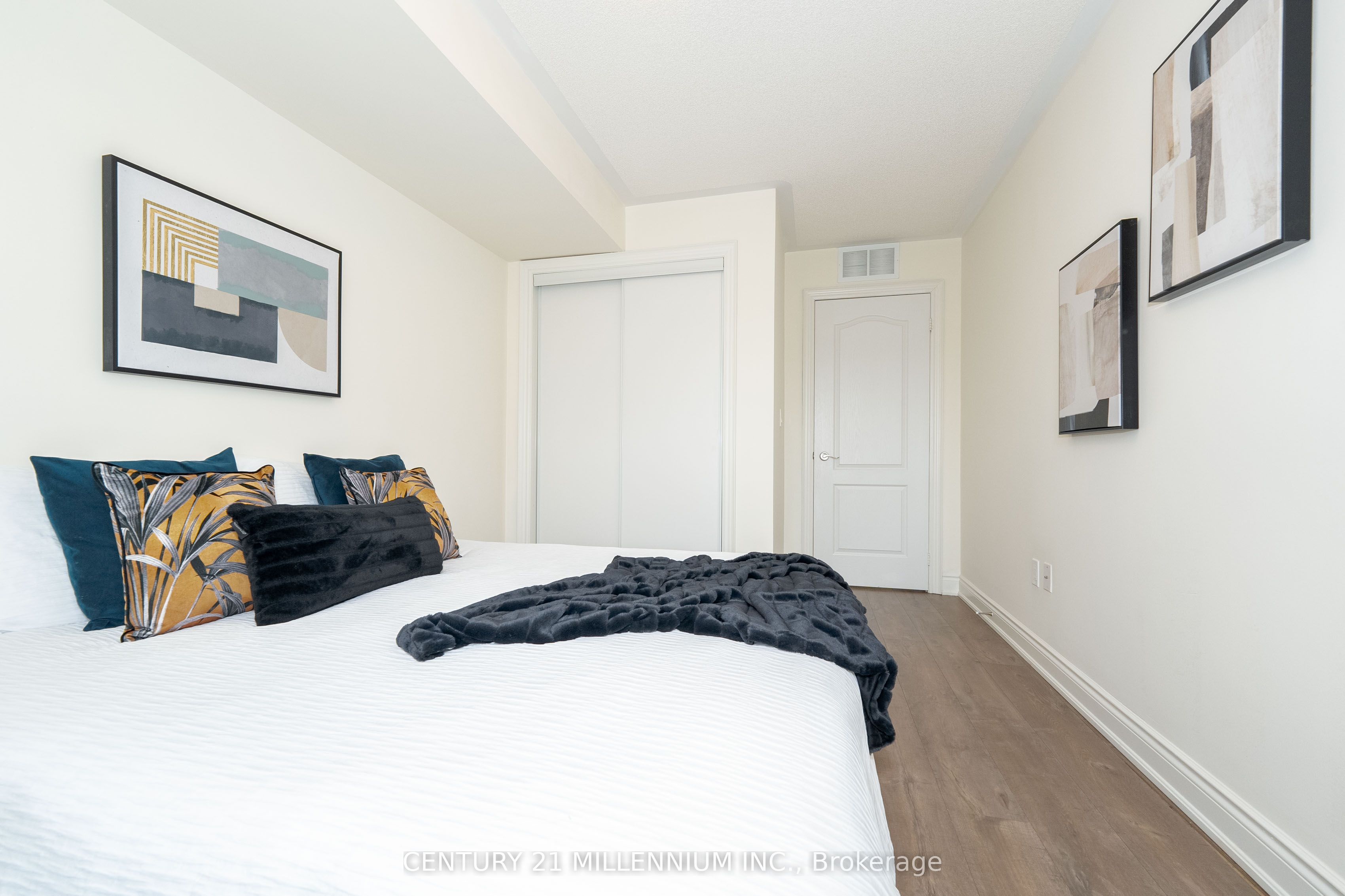 130 Widdicombe Hill Boulevard, #414