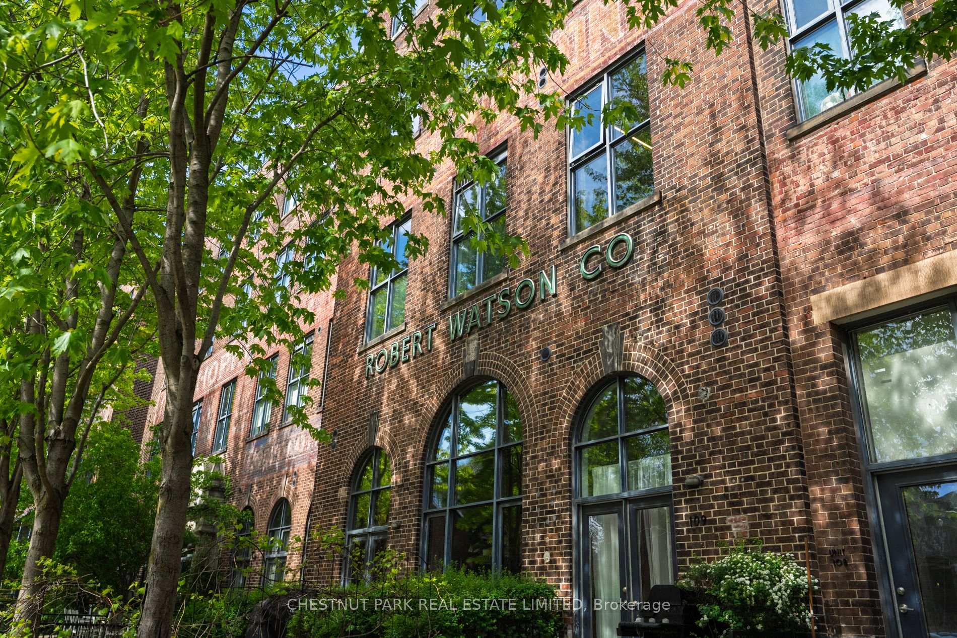 2 Bedrooms Condo at 363 Sorauren, Toronto For sale