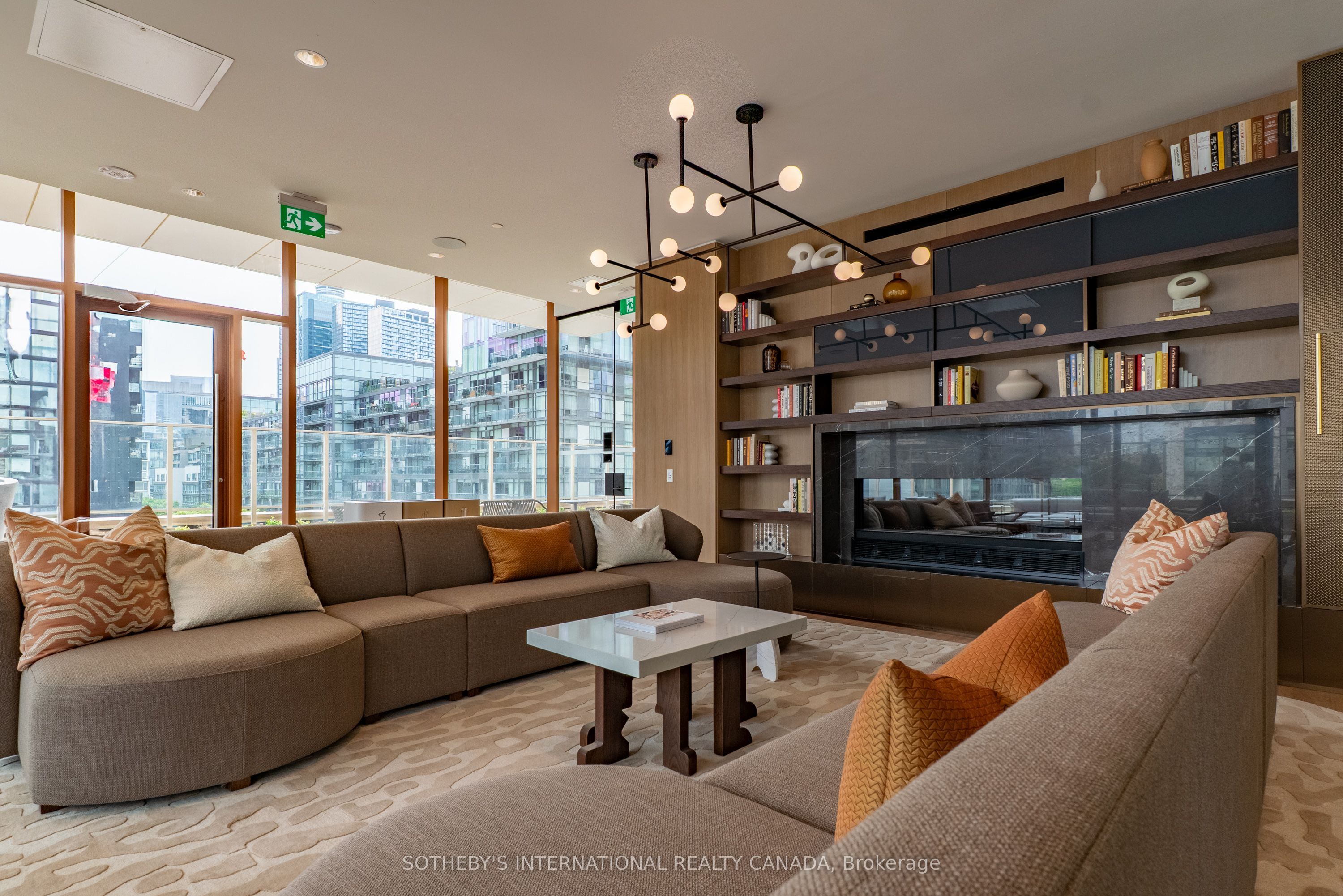 88 Bathurst Street, #1122
