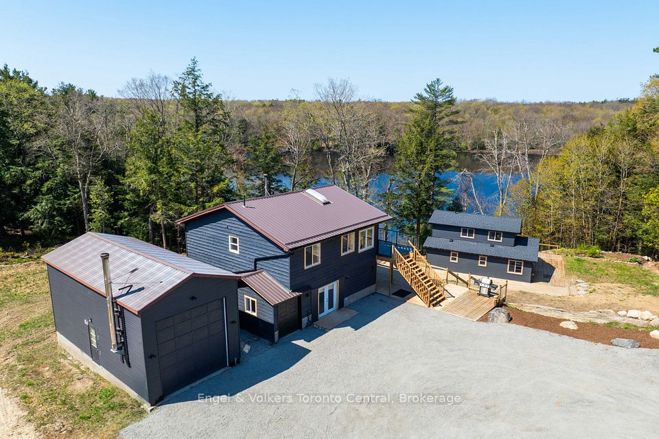 1457 Lake Joseph