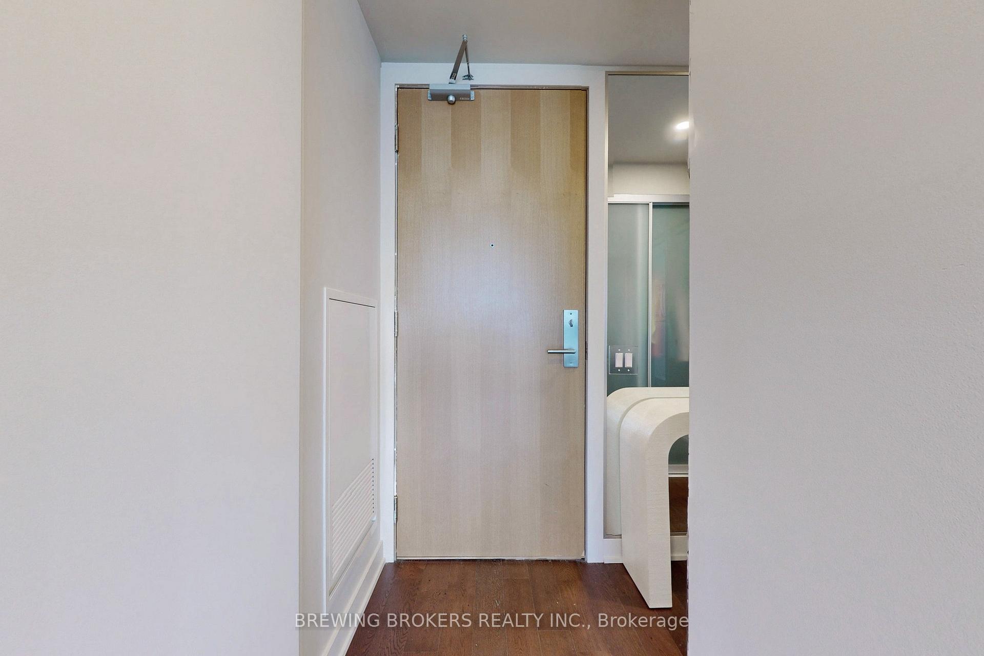 1 Bedroom Condo at 629 King St W, Toronto For sale