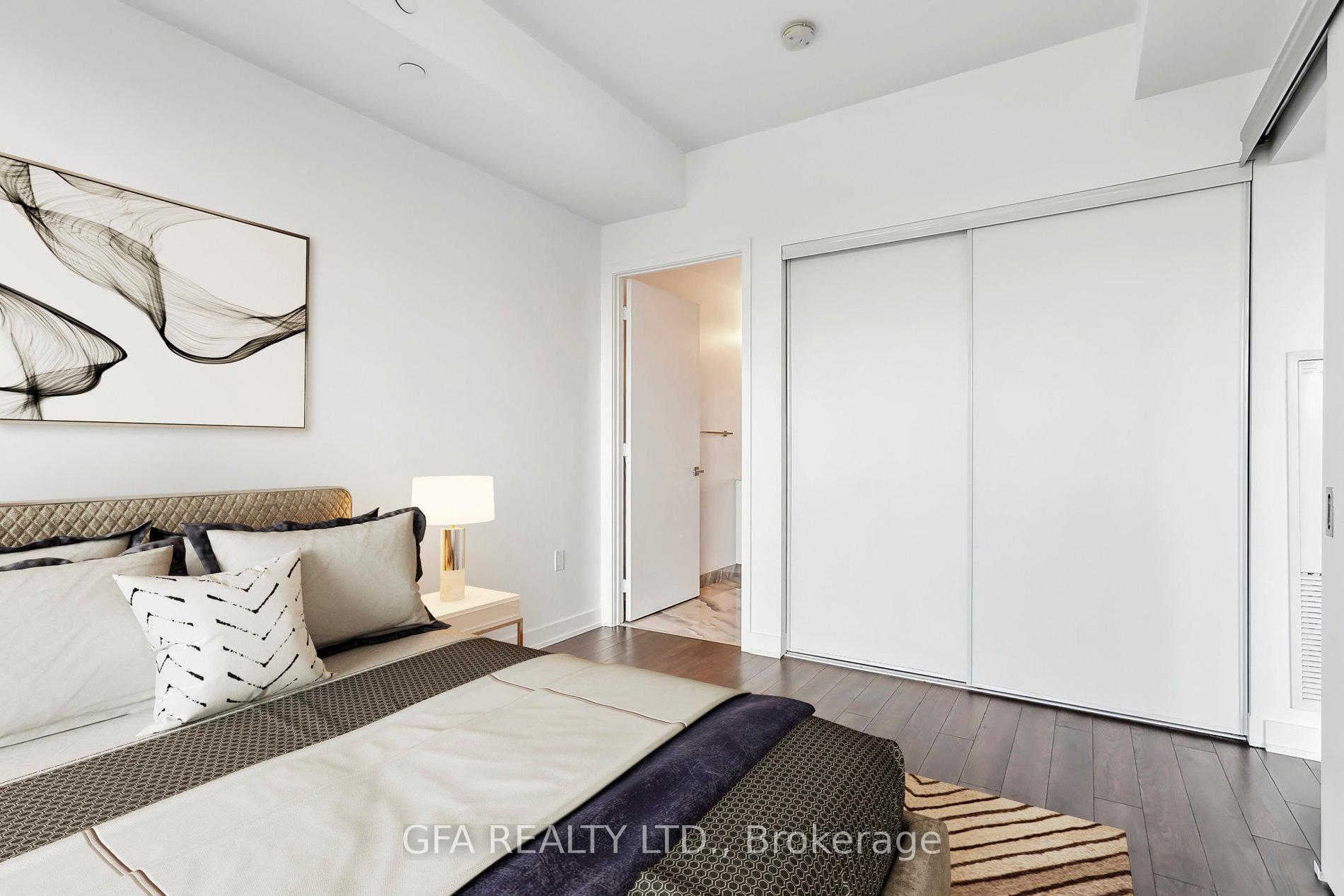 2 Bedrooms Condo at 30 Ordnance, Toronto For sale