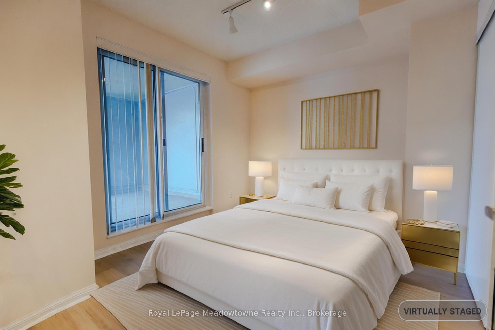 2 Bedrooms Condo at 1801 Bayview, Toronto For sale