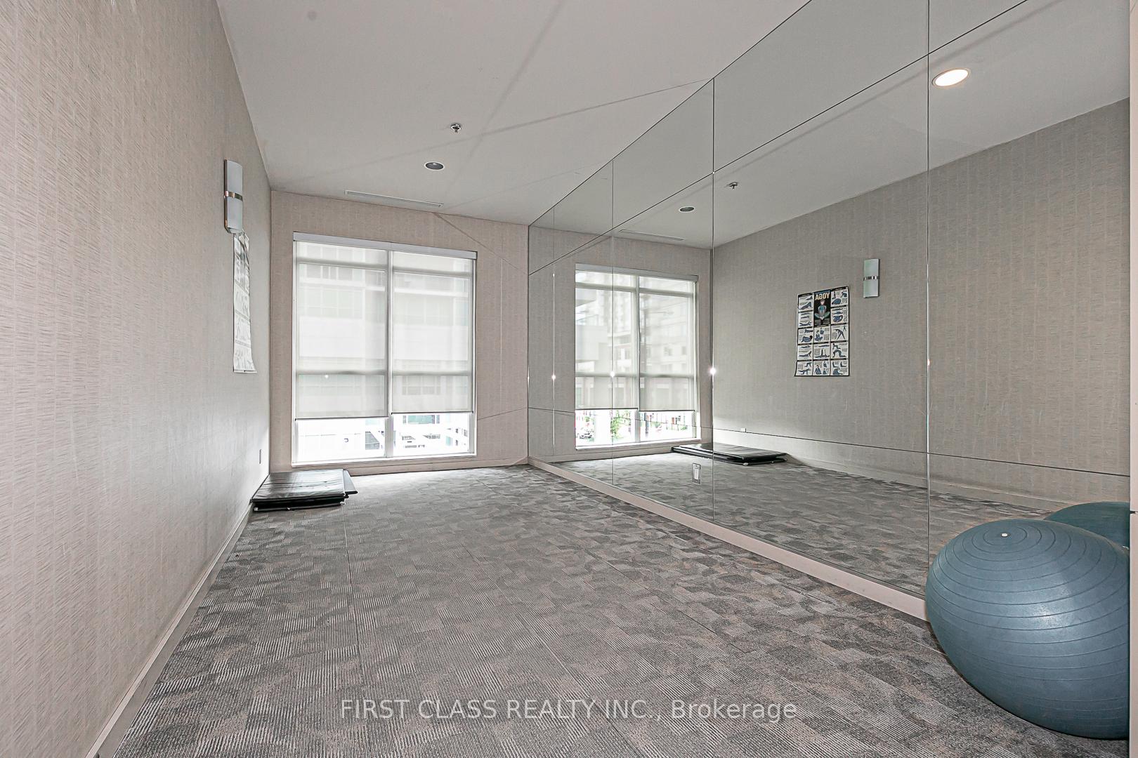 1 Bedroom Condo at 70 Town Centre, Toronto For sale