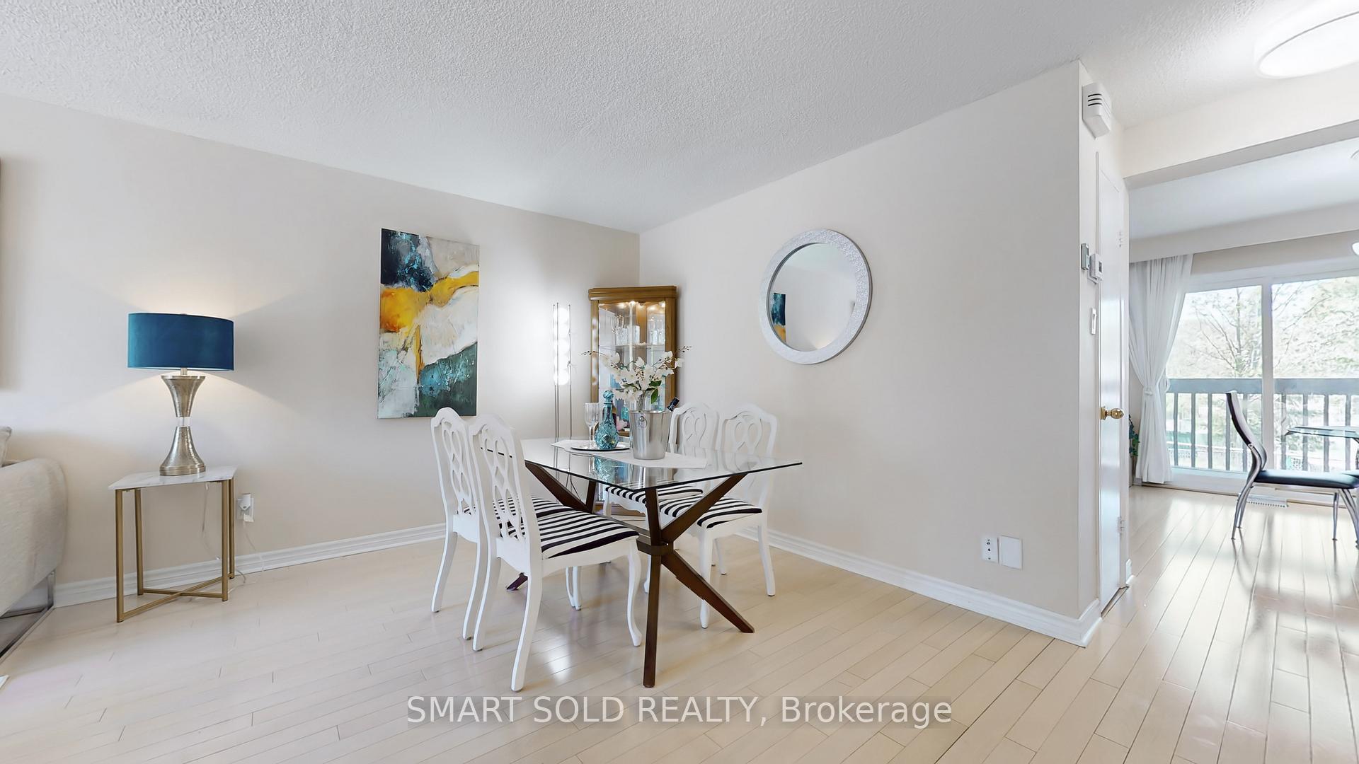 3 Bedrooms Condo at 2606 Midland, Toronto For sale