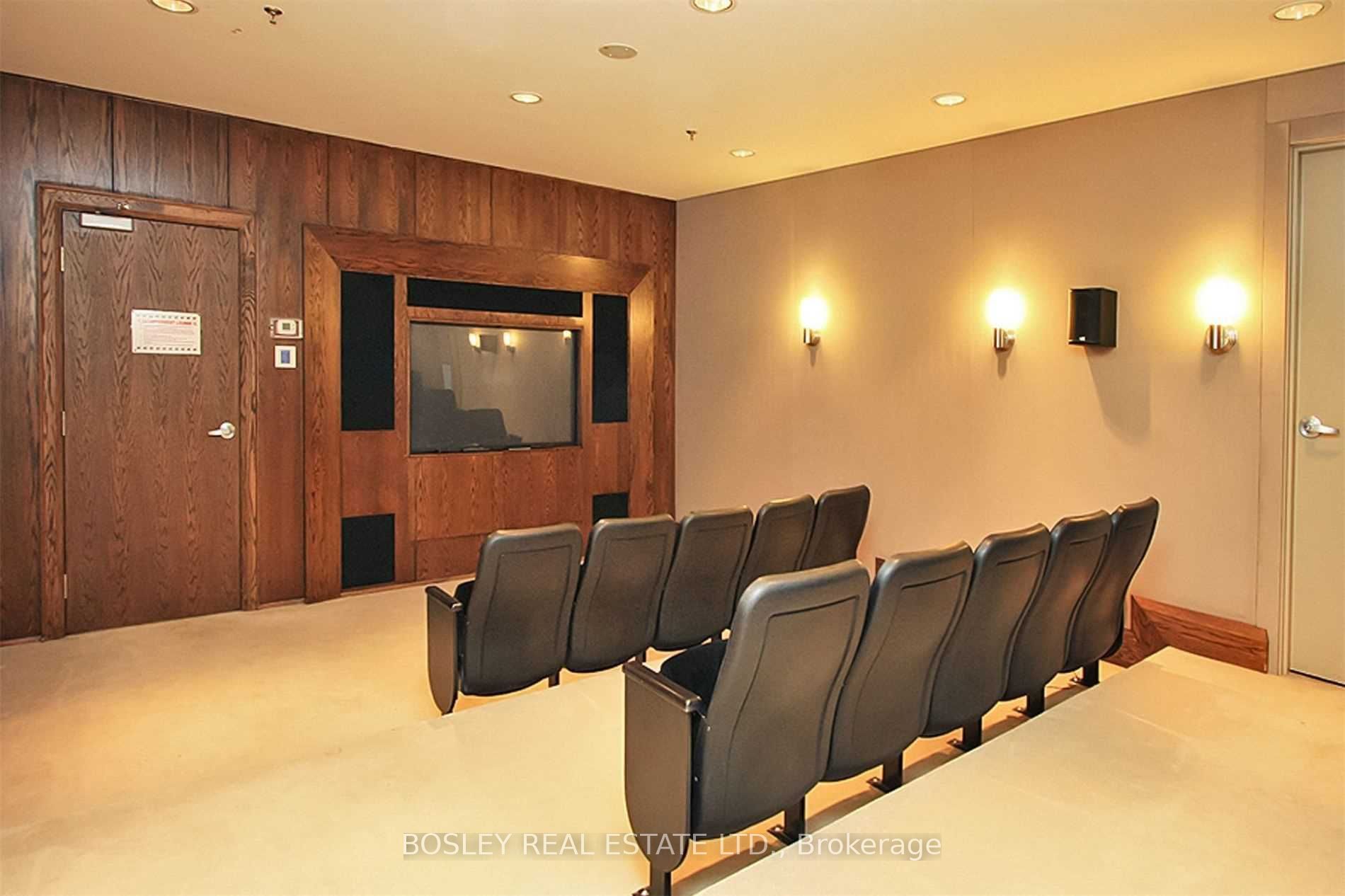 438 Richmond Street W, #410
