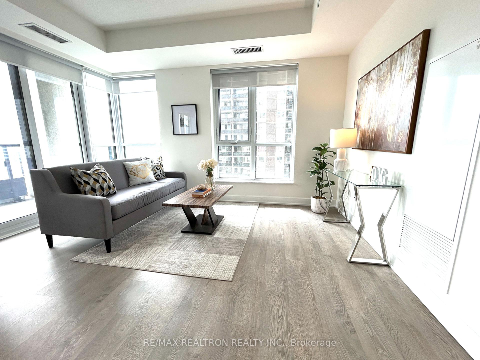 1 Bedroom Condo at 9 Mabelle, Toronto For sale