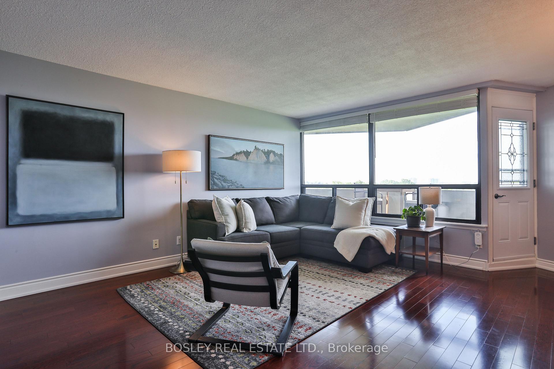 2 Bedrooms Condo at 284 Mill, Toronto For sale